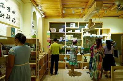 丝路新驿 探访喀什异域风情主题邮局，解锁邮政文化与展览服务新体验